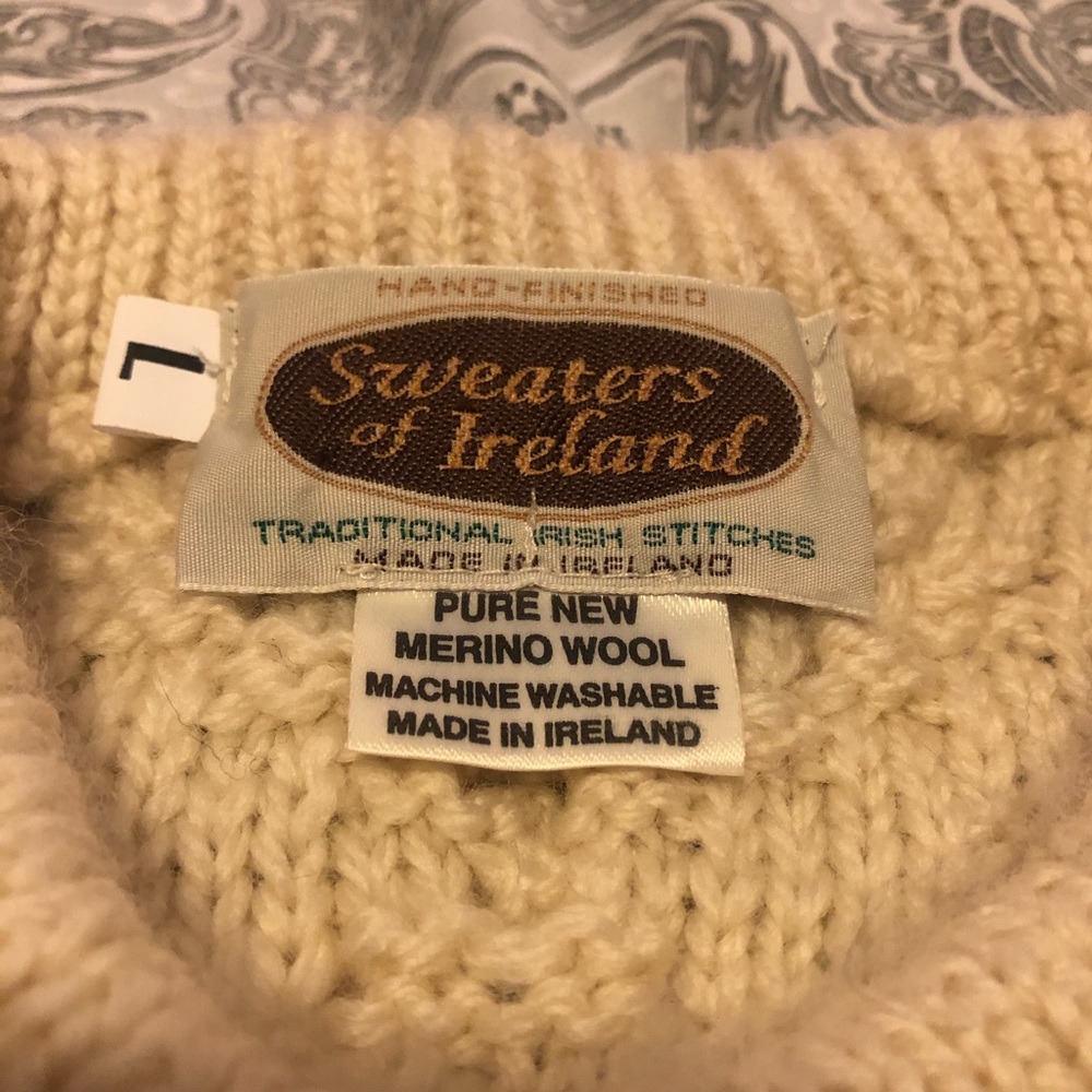 Pure New Merino Wool. Men’s sweater. Sz L